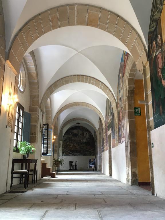 San Nicolas El Real Villafranca Del Bierzo Luaran gambar
