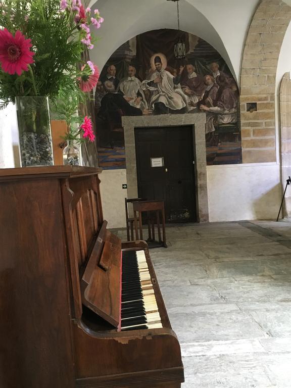 San Nicolas El Real Villafranca Del Bierzo Luaran gambar
